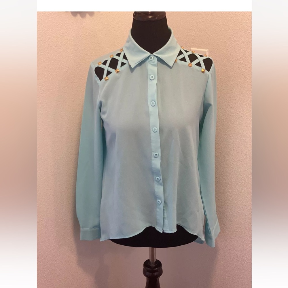2 FOR $20 NIKKI MINAJ AQUA BLUE BLOUSE CUT OUT STUDS SEMI SHEER HI LOW HIGH M